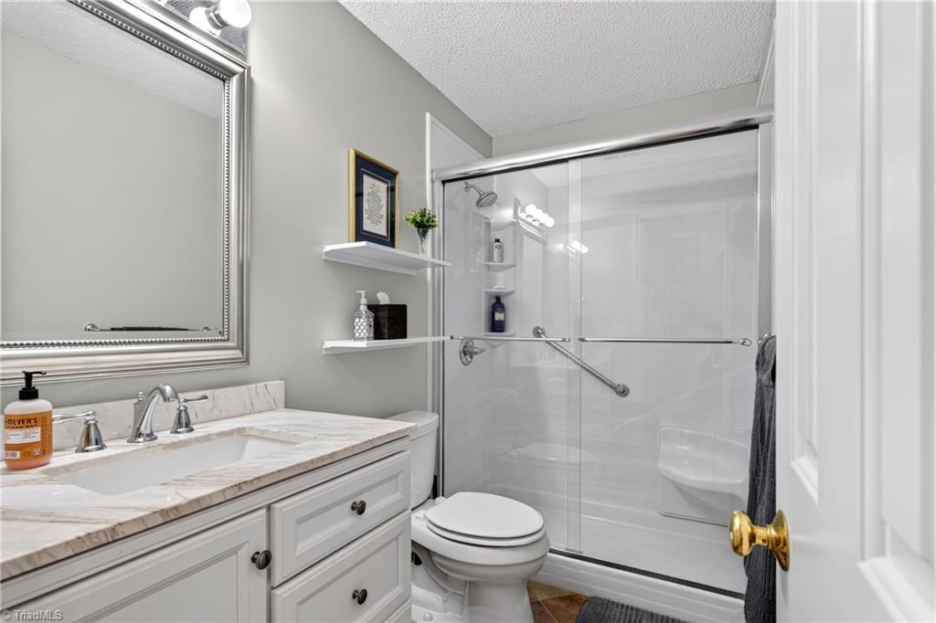 3674 Oak Chase Drive Property Photo 37