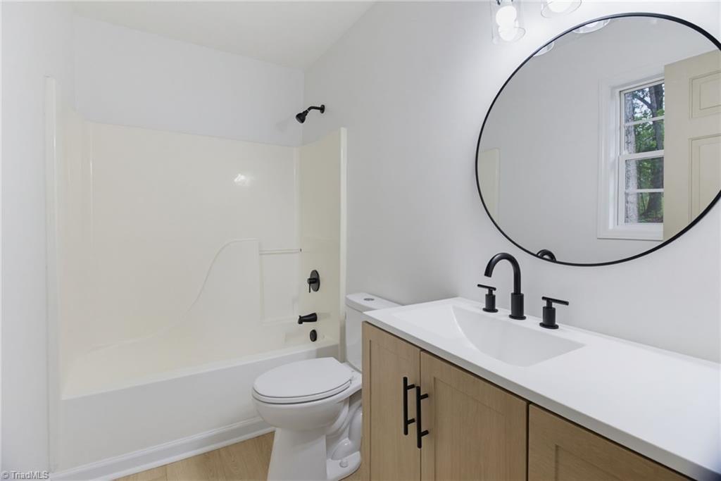 1717 Lantern Drive Property Photo 7
