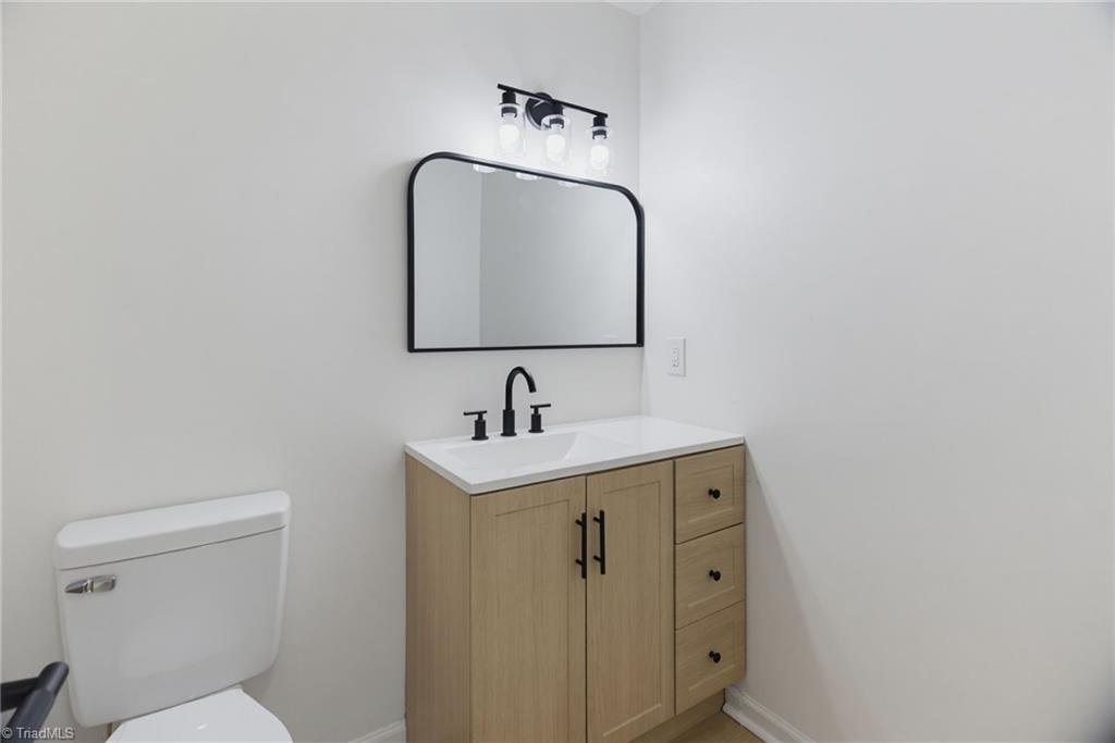 1717 Lantern Drive Property Photo 9