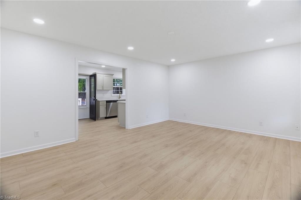 1717 Lantern Drive Property Photo 12