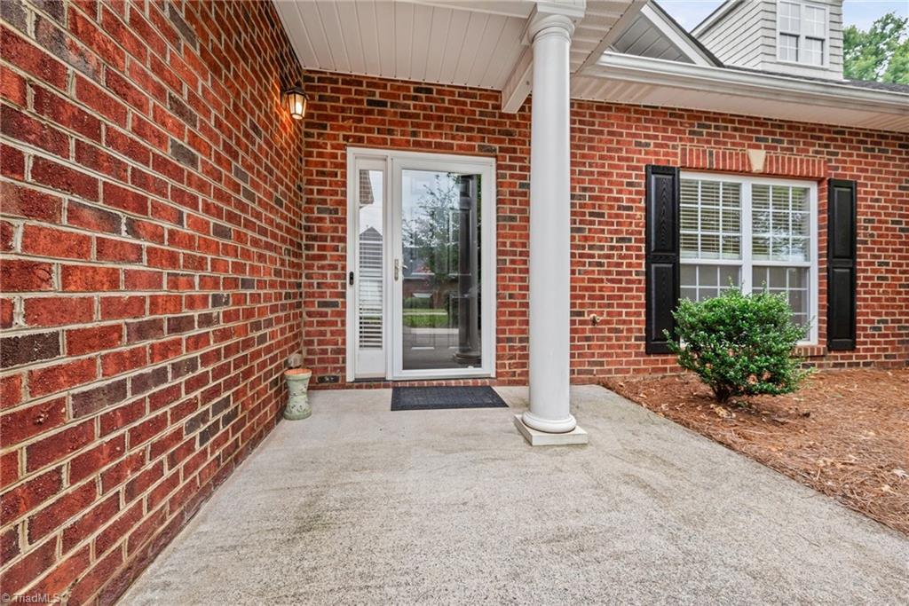 2071 Salisbury Square Property Photo 32