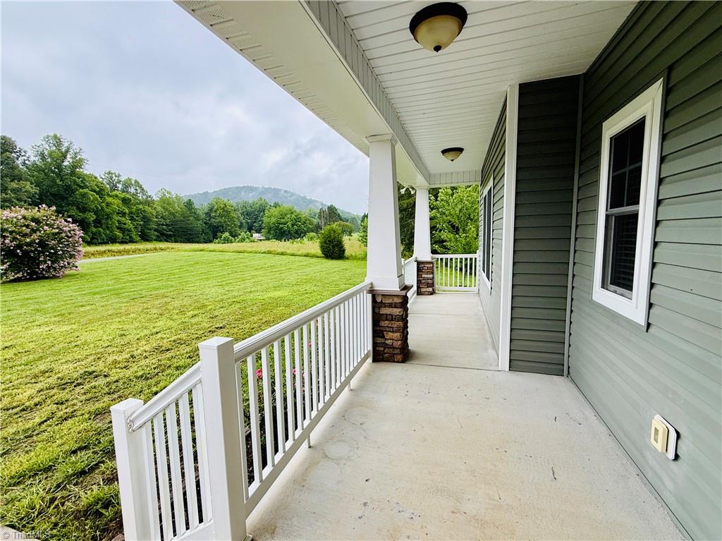 5540 Absher Road Property Photo 6