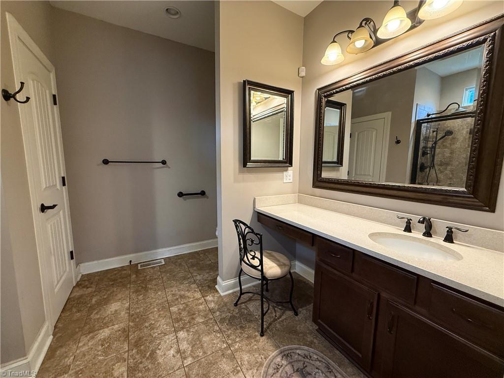 5540 Absher Road Property Photo 25
