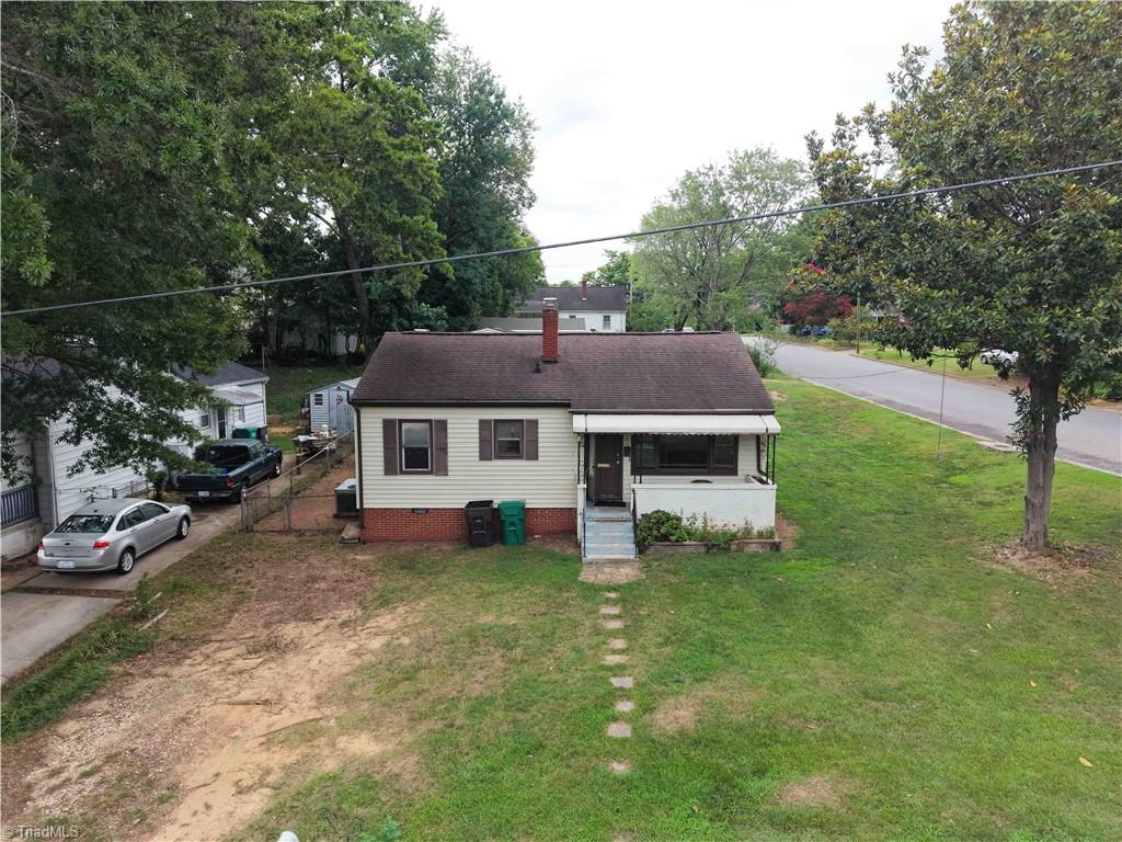 500 Clover Drive Property Photo 2