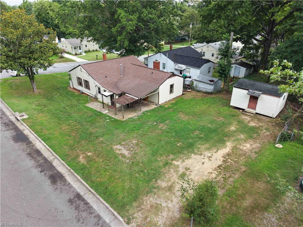 500 Clover Drive Property Photo 3