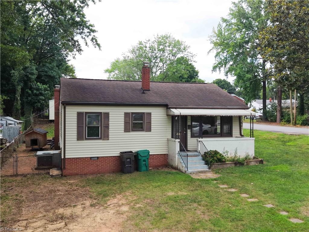 500 Clover Drive Property Photo 4