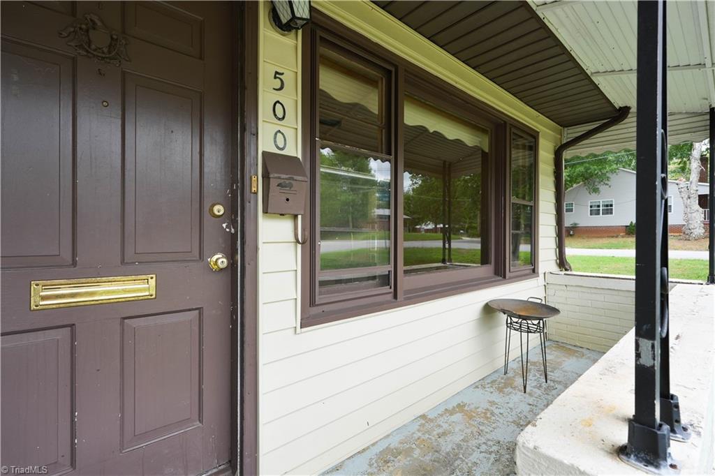 500 Clover Drive Property Photo 5