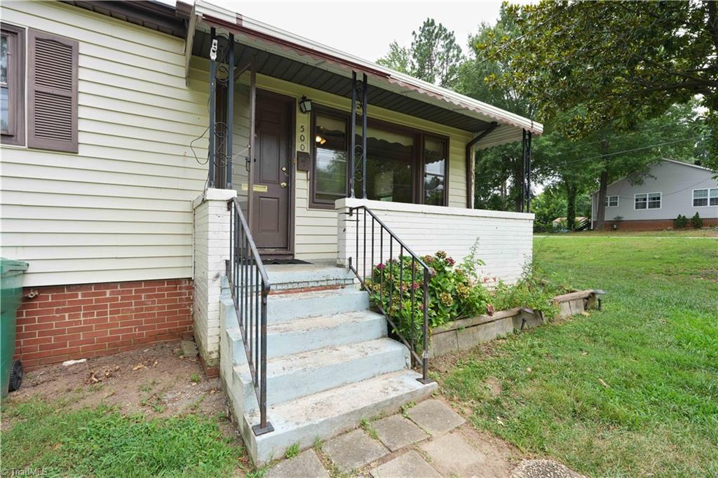 500 Clover Drive Property Photo 7