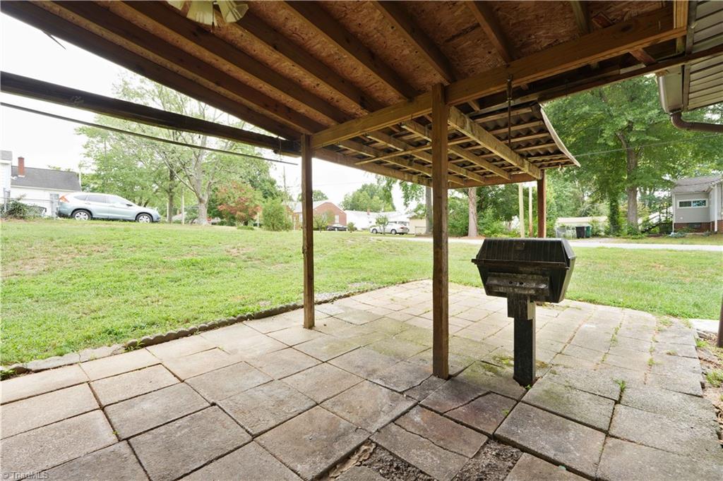 500 Clover Drive Property Photo 29