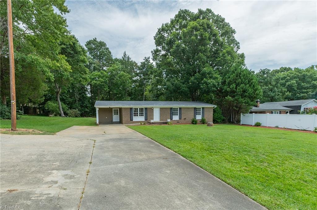 389 Chaney Road Property Photo 2