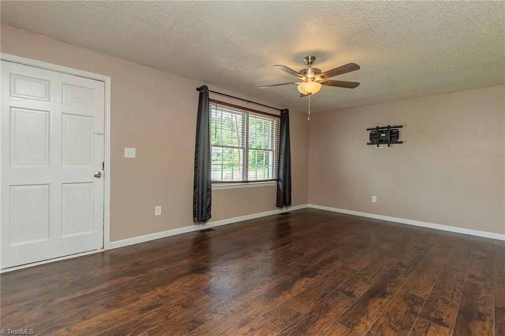 389 Chaney Road Property Photo 10