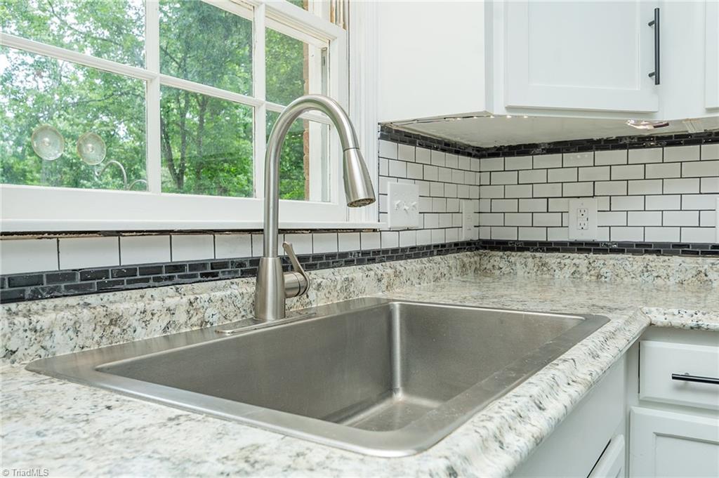 389 Chaney Road Property Photo 16