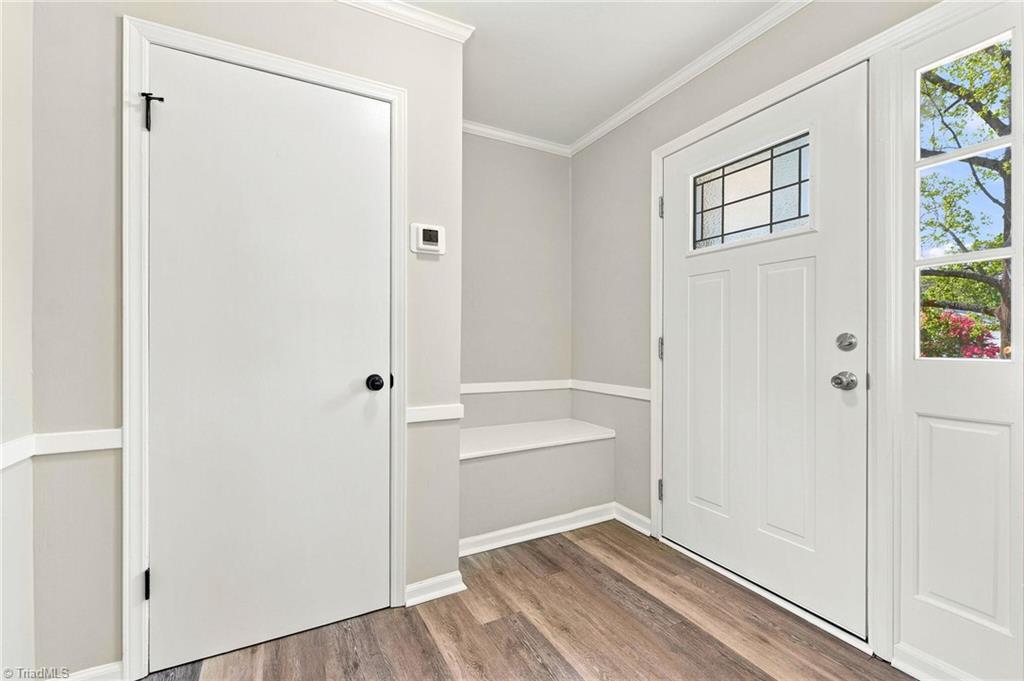 2404 Dulaire Road Property Photo 4