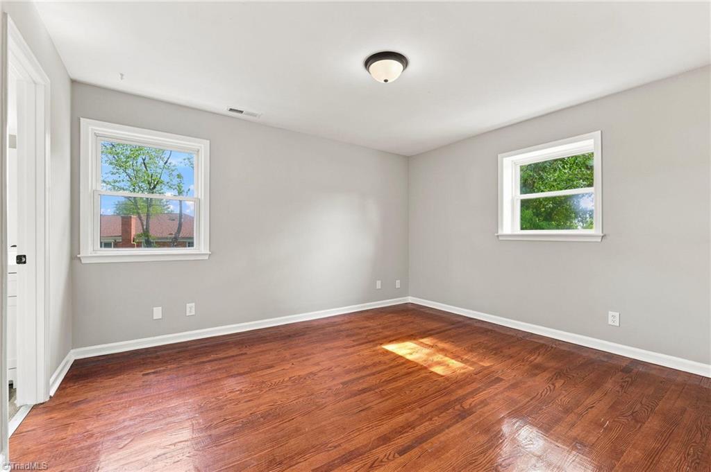2404 Dulaire Road Property Photo 17
