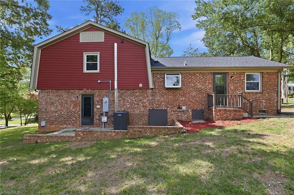 2404 Dulaire Road Property Photo 26