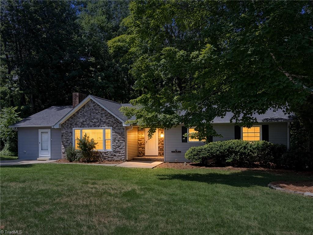 222 Pleasantview Drive Property Photo 1
