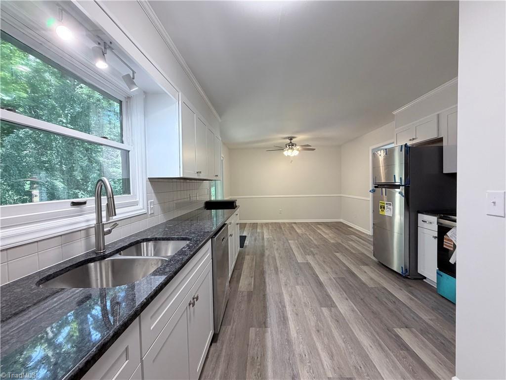 222 Pleasantview Drive Property Photo 5
