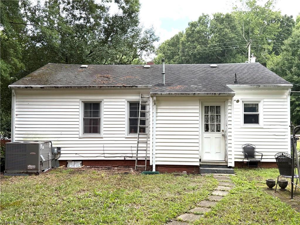1114 Denny Street Property Photo 2