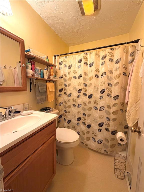 1114 Denny Street Property Photo 10
