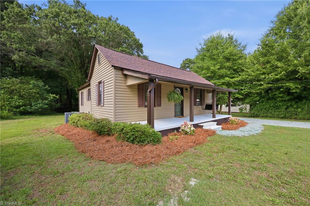 1109 Joyner Street Property Photo 5