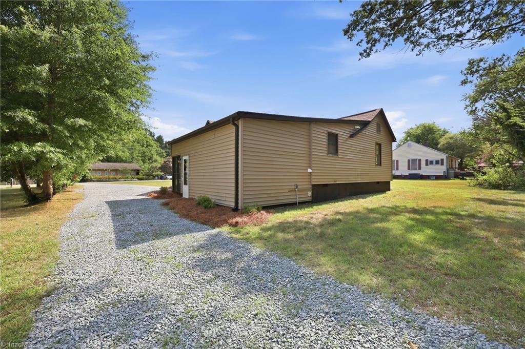 1109 Joyner Street Property Photo 25