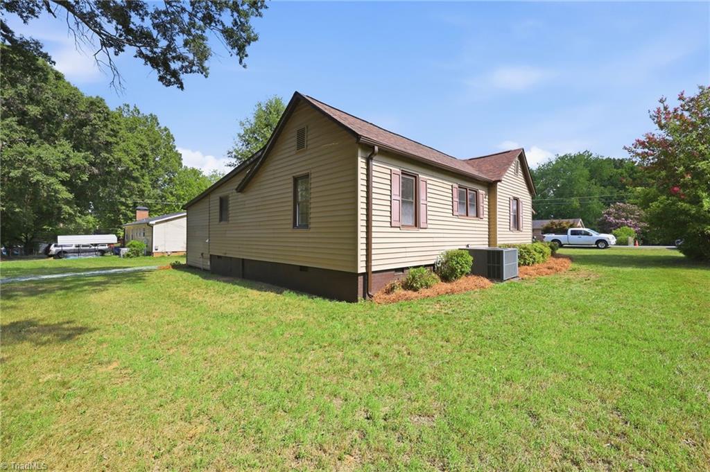 1109 Joyner Street Property Photo 27