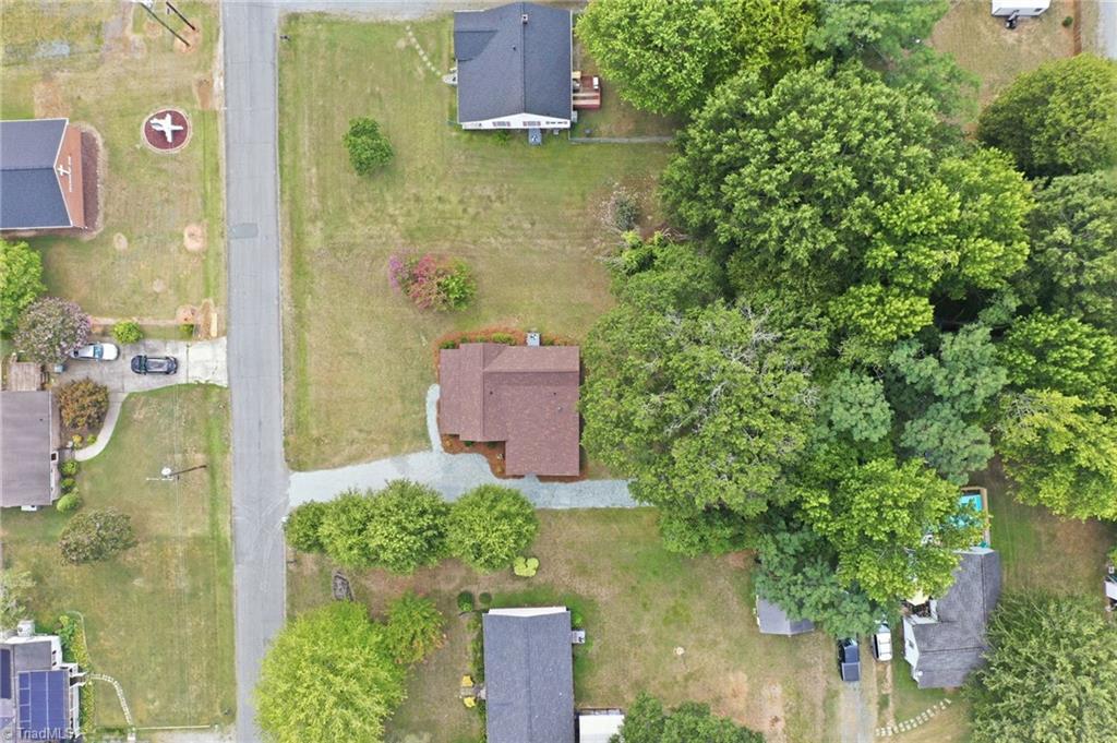 1109 Joyner Street Property Photo 31