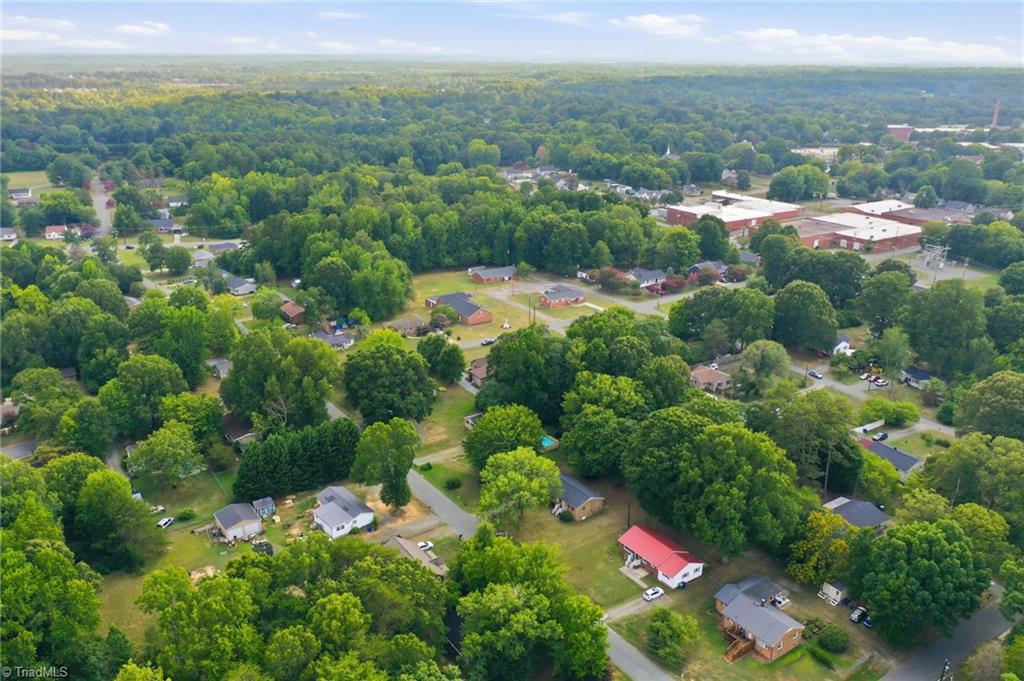 1109 Joyner Street Property Photo 33