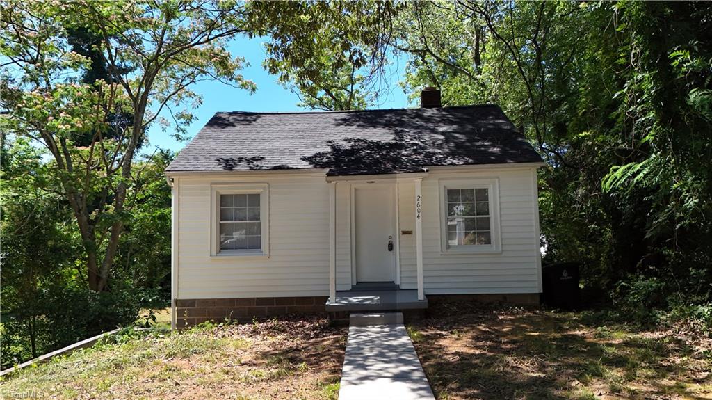 2604 Lyndhurst Avenue Property Photo 1