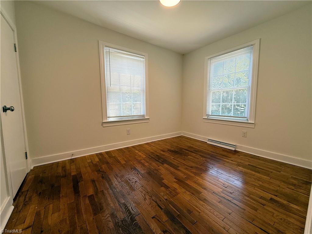 2604 Lyndhurst Avenue Property Photo 6