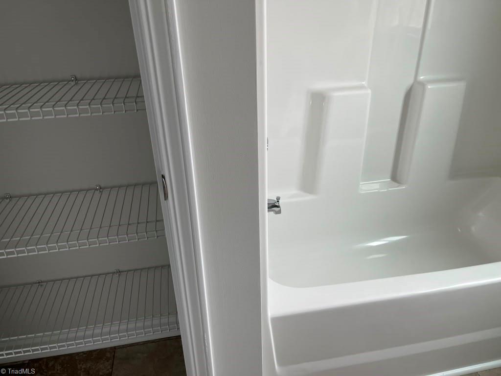 629 Cam Circle Property Photo 3