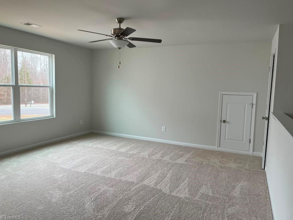 629 Cam Circle Property Photo 6