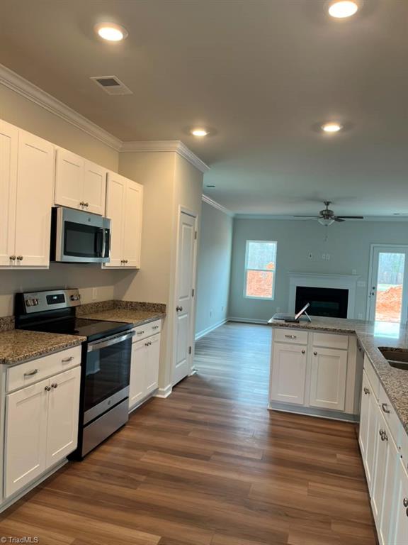 629 Cam Circle Property Photo 14