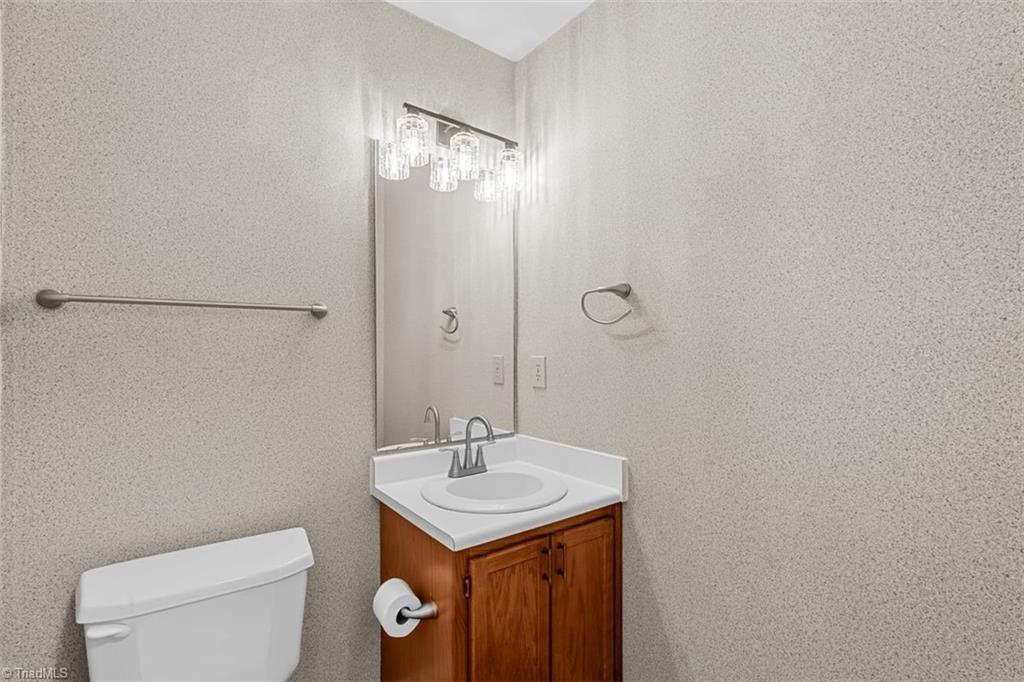 1707 Kildare Woods Drive Property Photo 11