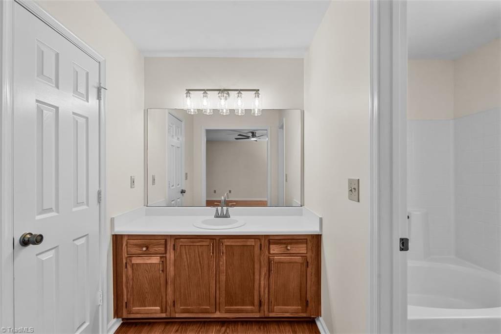 1707 Kildare Woods Drive Property Photo 20
