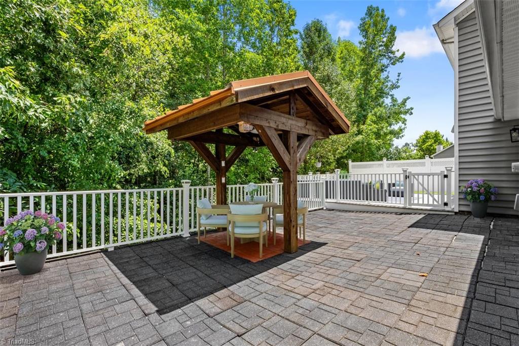 1707 Kildare Woods Drive Property Photo 25