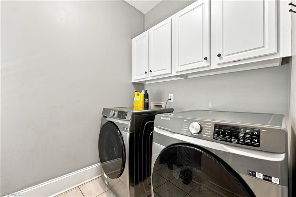 8106 Angels Glen Drive Property Photo 14