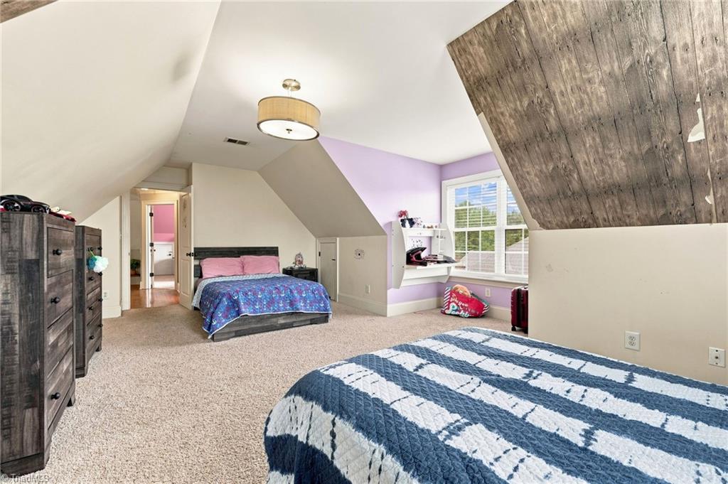 8106 Angels Glen Drive Property Photo 25