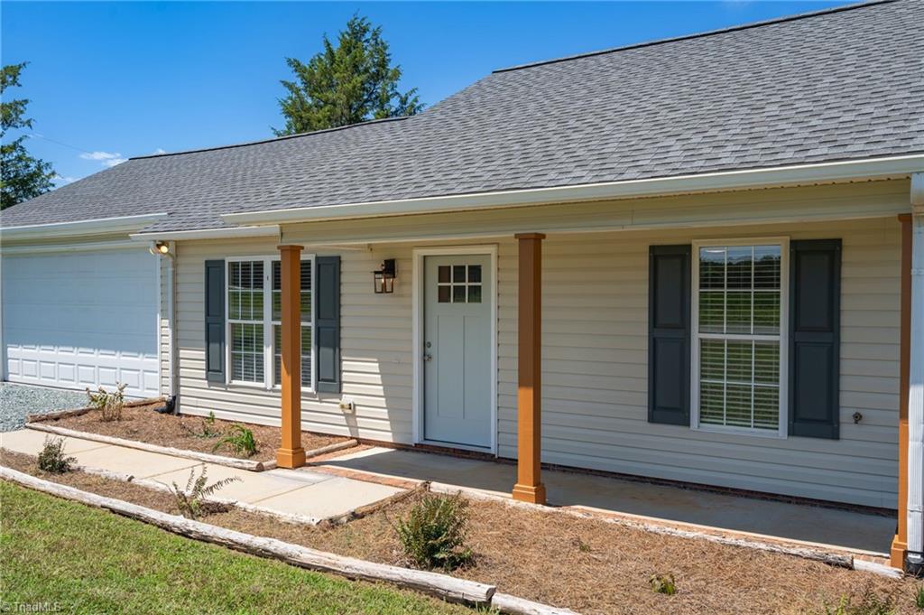 4042 Obra Road Property Photo 3
