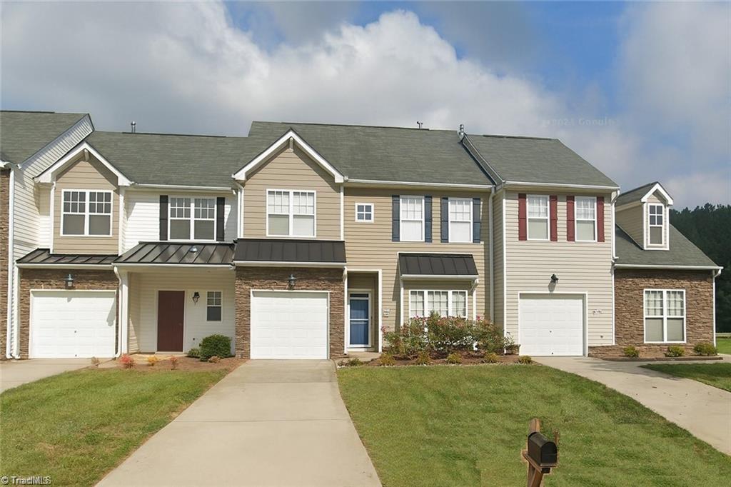 136 Penry Lane