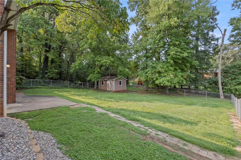 123 Tangle Drive Property Photo 7