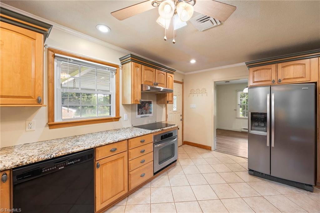 123 Tangle Drive Property Photo 15