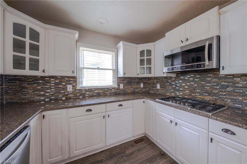 308 Ridgeland Drive Property Photo 10