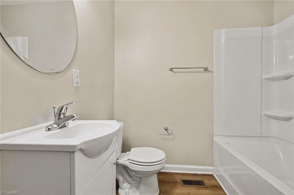 1625 Pichard Street Property Photo 16