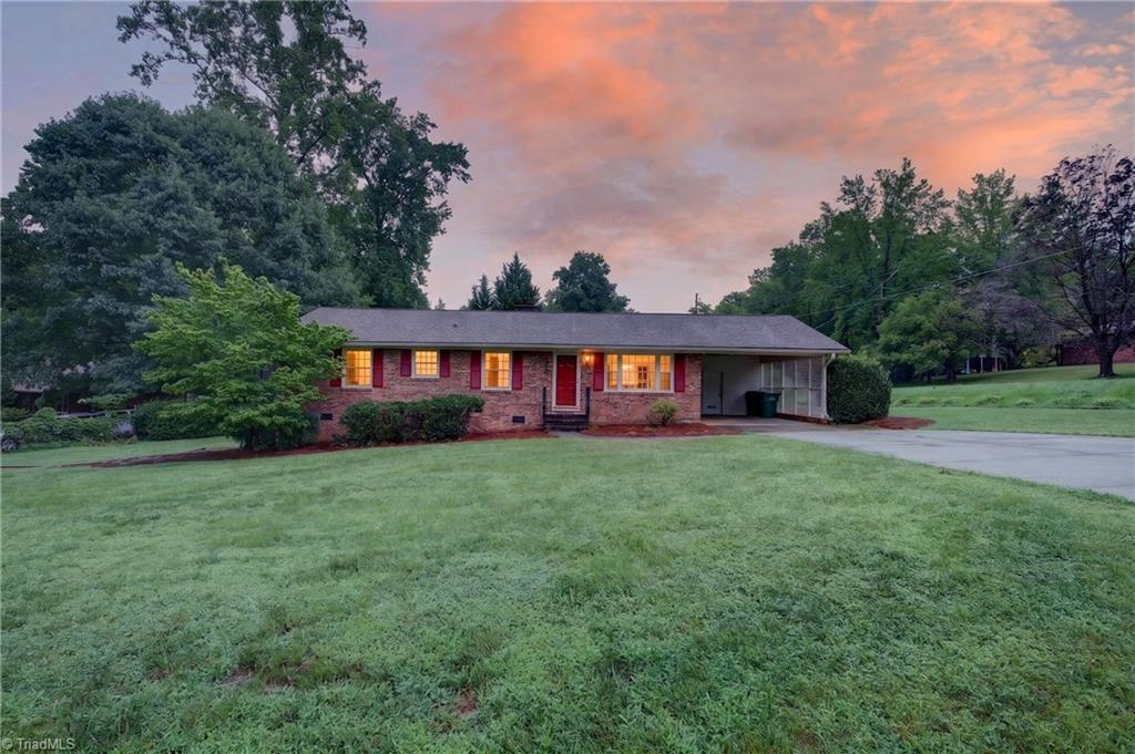 200 Brookview Circle Property Photo 2