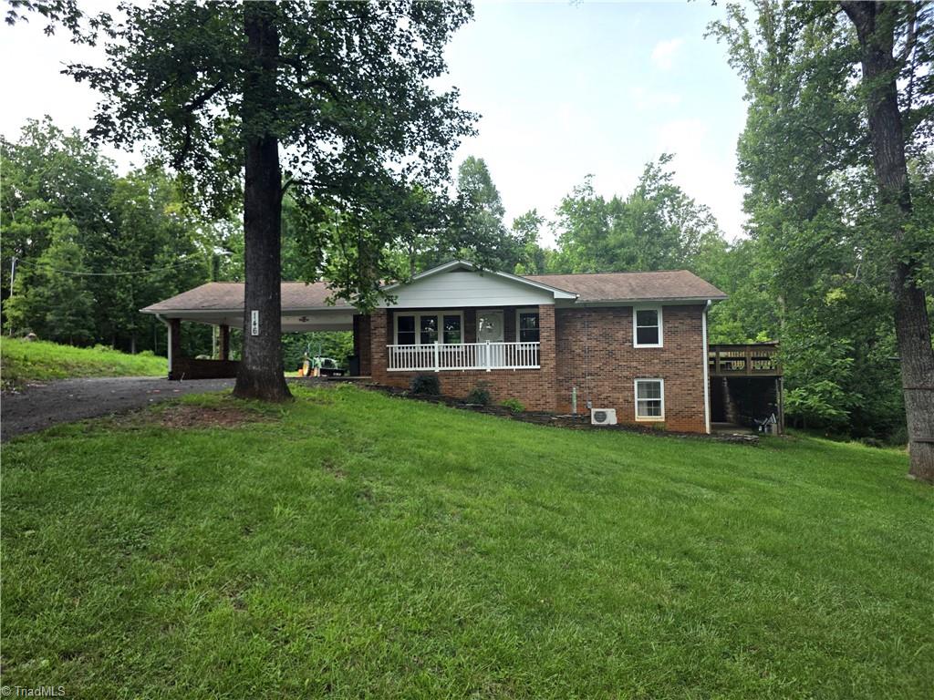 146 King Park Circle Property Photo 1