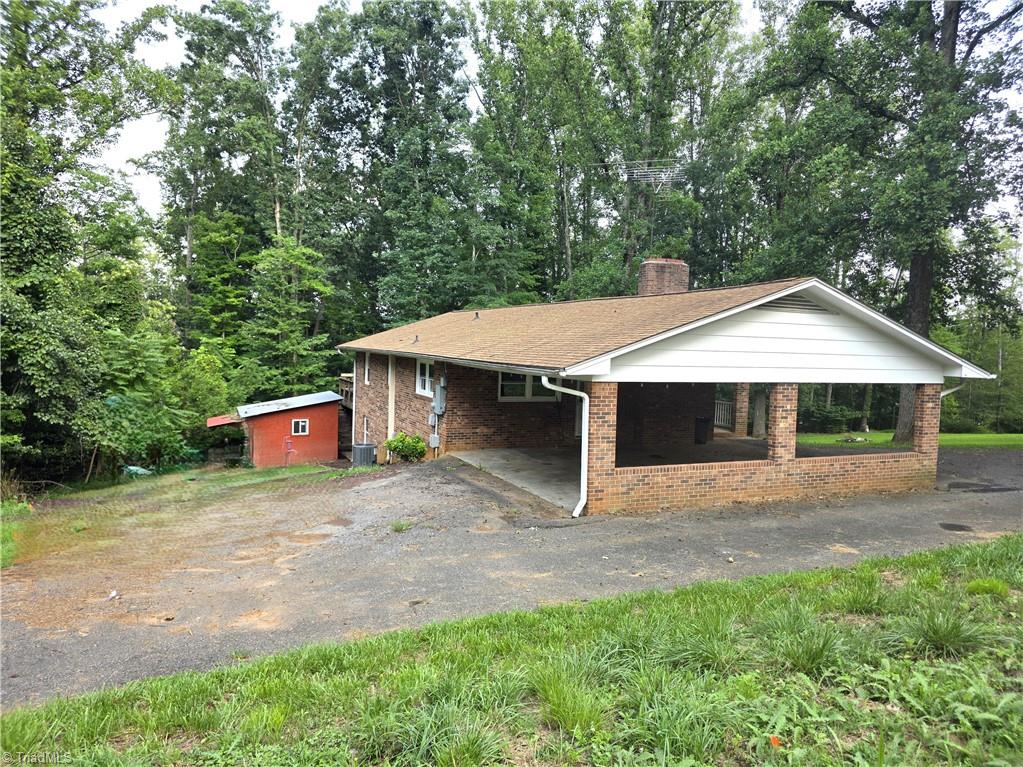 146 King Park Circle Property Photo 5