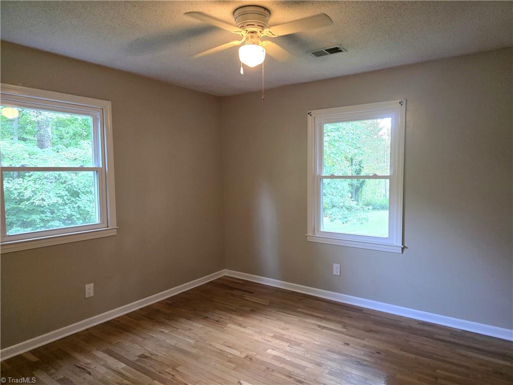 146 King Park Circle Property Photo 18