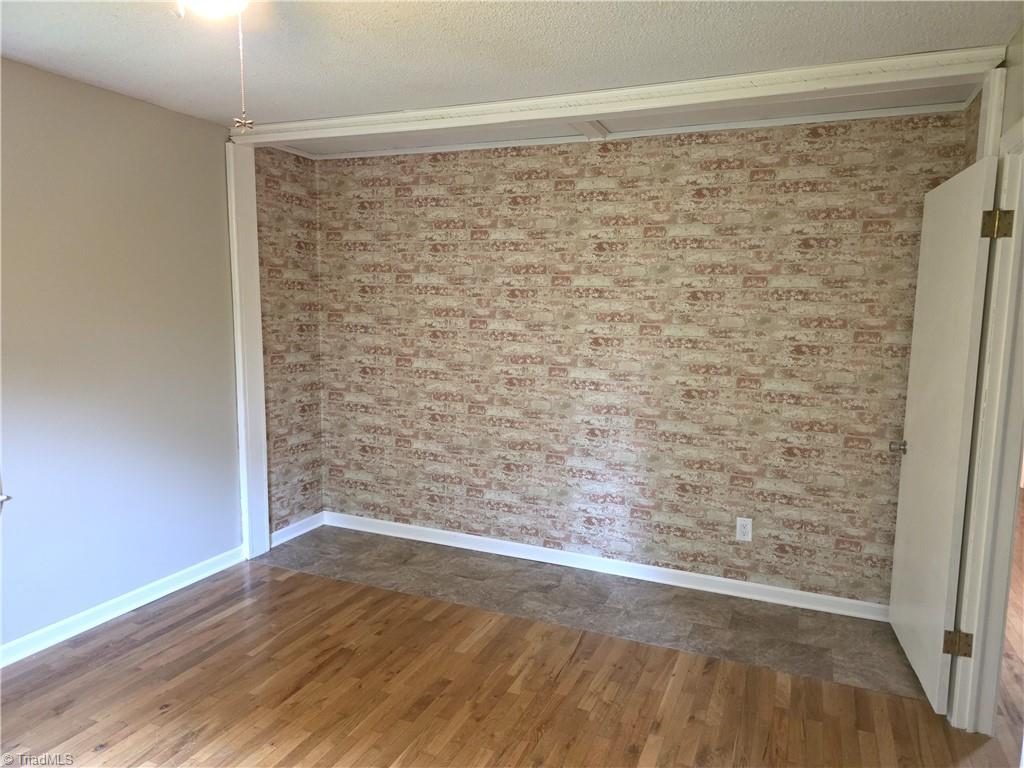 146 King Park Circle Property Photo 19