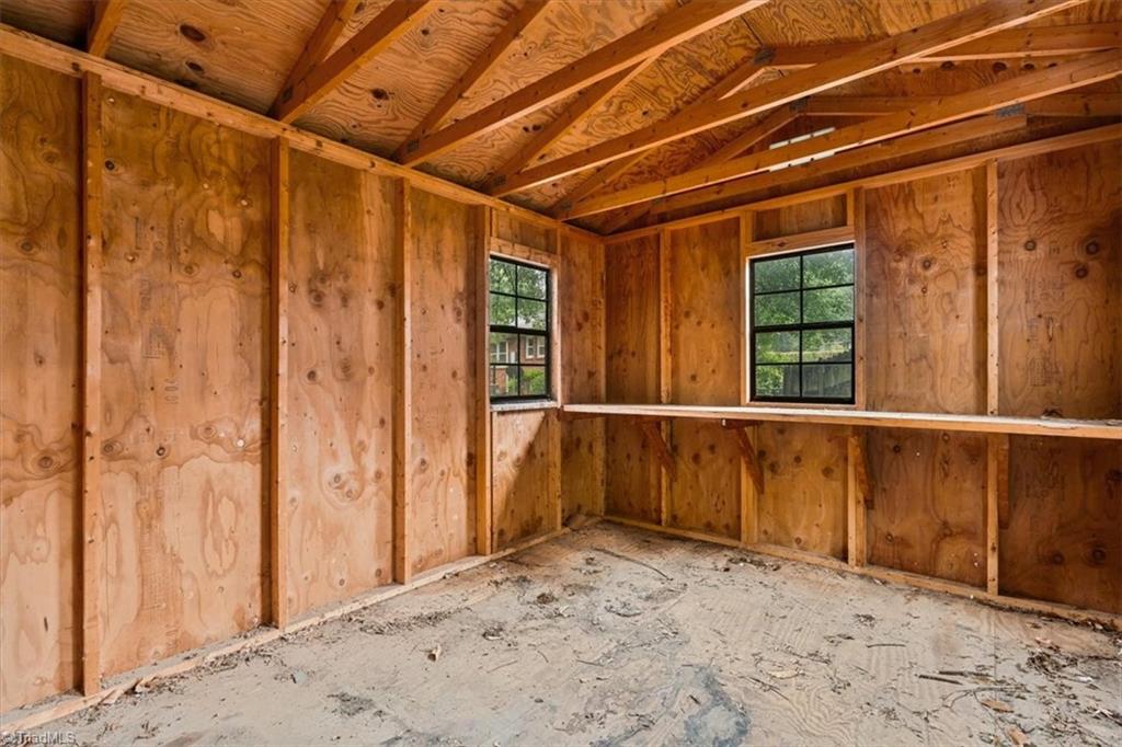 5007 Shoreline Drive Property Photo 31